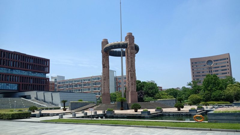 PCBA加工厂靠谱之选：揭秘关键要素与避坑指南