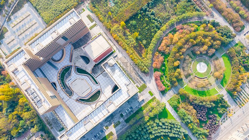 电子设计流程中的标准规范：关键要素与实施要点