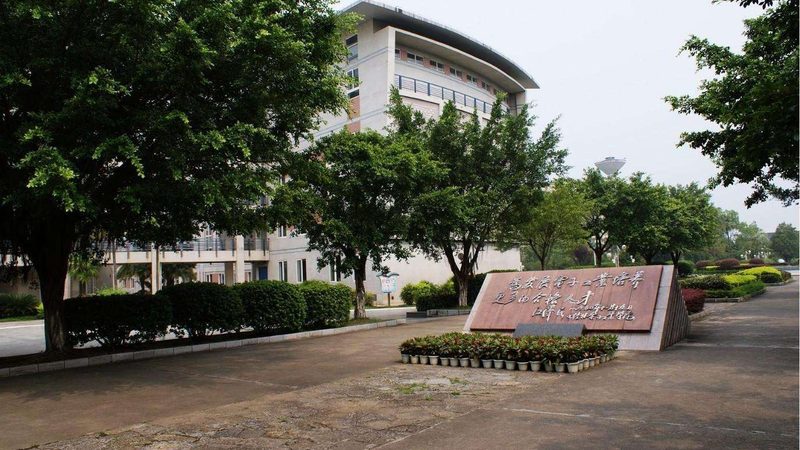 深圳电子配件批发市场：如何避免选购陷阱