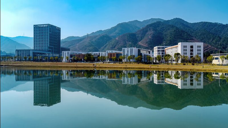 PCB打样价格差异解析：揭秘影响成本的关键因素